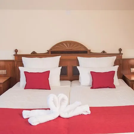 Zum Hessenpark Отель