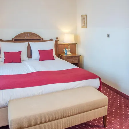 Szálloda Zum Hessenpark 4*