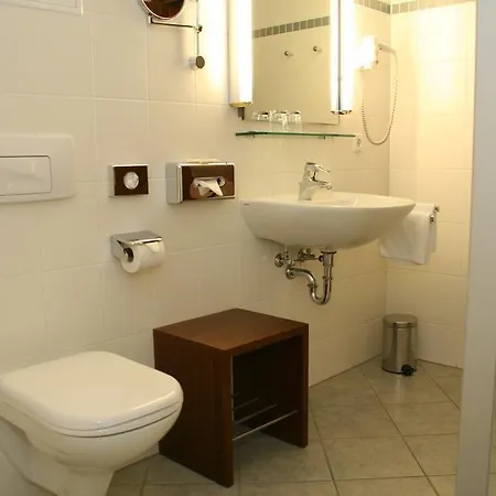 Zum Hessenpark Отель