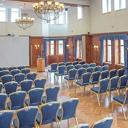 Hotel Zum Hessenpark 4*