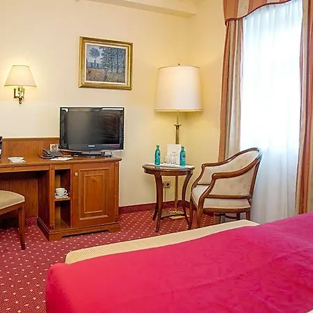 Zum Hessenpark 4*