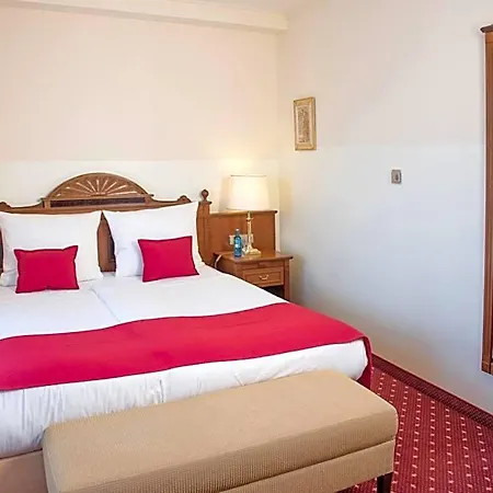 Hotel Zum Hessenpark 4*