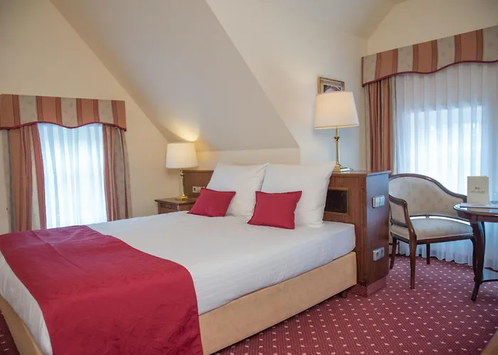 Szálloda Zum Hessenpark Neu-Anspach