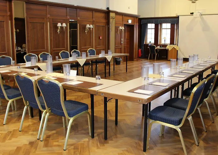 Zum Hessenpark 4* Neu-Anspach