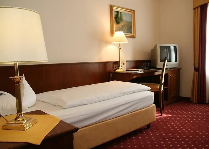 Szálloda Zum Hessenpark 4*